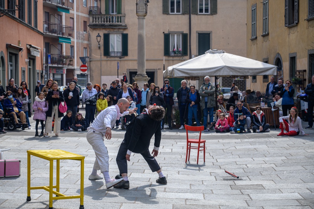 La raccolta nel quartiere di Borgo S. Caterina
